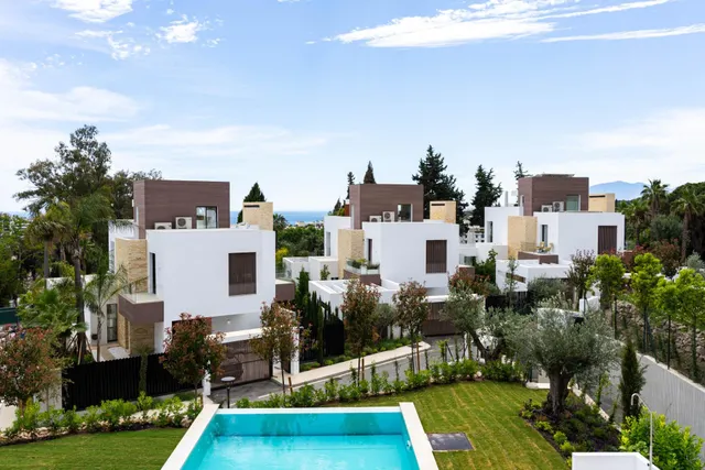DOS ESPECTACULARES VILLAS RECIÉN TERMINADAS EN EL CENTRO DE MARBELLA — 34