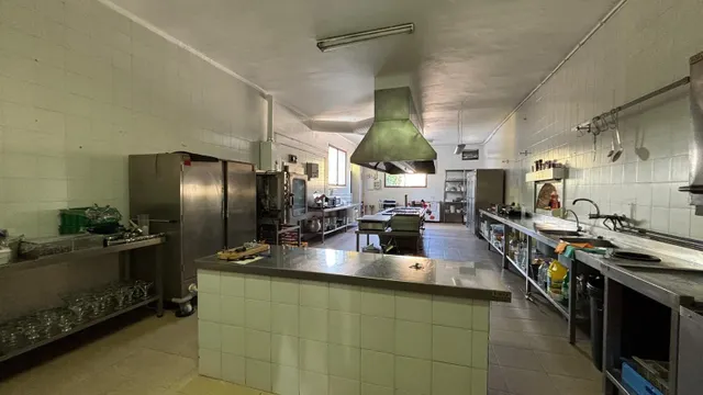 Oportunidad!!! Edificio Hotel en venta!!!! — 13