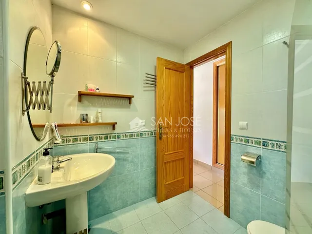 INMOBILIARIA SAN JOSE VENDE BONITO BAJO A ESCASOS 2 MINUTOS DE LA PLAYA DE MUCHAVISTA-EL CAMPELLO — 22