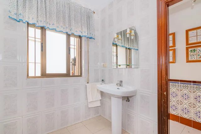 Gran casa de pueblo con terreno, en Ambroz (1260 m2 de parcela) — 15