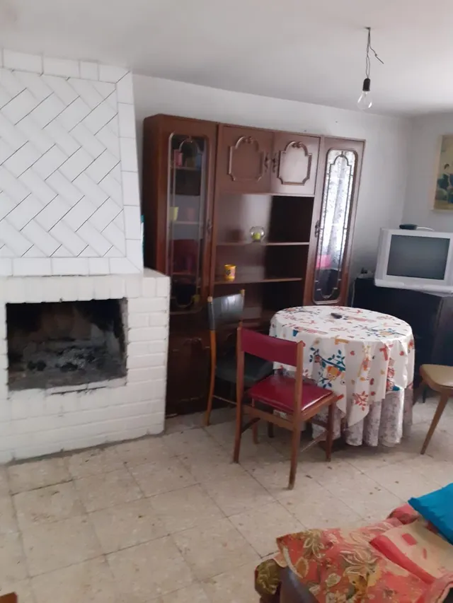 CASA DE PUEBLO — 4