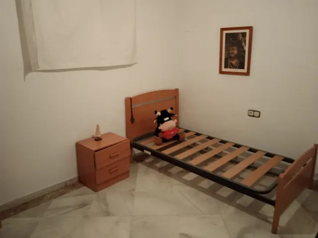 SE VENDE CHALET EN ZONA NORTE — 17