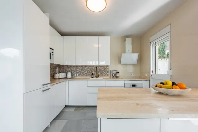 Chalet 3 habitaciones 190m² en venta - Marbella — 5