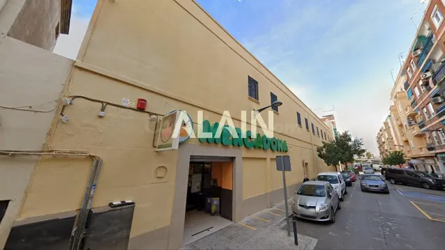 Activo comercial de 4.364 m2 junto Valencia | Ideal gran ope - foto 2