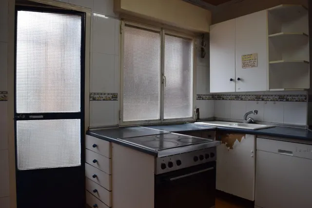 Piso Avenida Hermanos Menéndez Pidal — 24