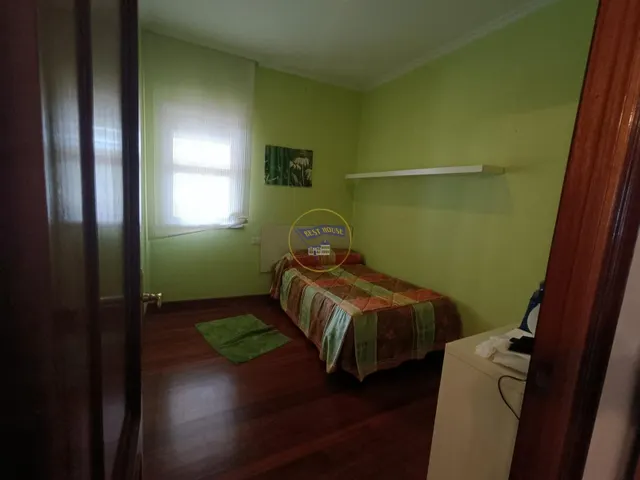 Casa con amplias vistas a la ría de Vigo ubicado en la zona alta de Teis — 6