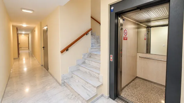 Piso 1 habitación 73m² en alquiler - Área de Granada — 24