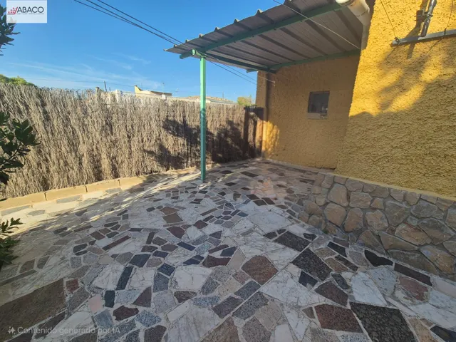 Chalet en terreno urbano — 15