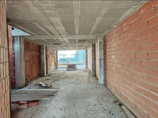 SE VENDE ESTRUCTURA EN ARTANA DE 3 PLANTAS Y PLANTA BAJA — 8