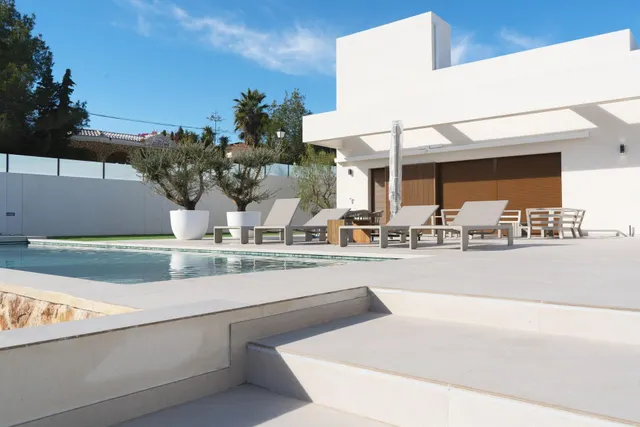 Villa de obra nueva en parcela rústica de 11.559 m2 en Benejúzar — 35