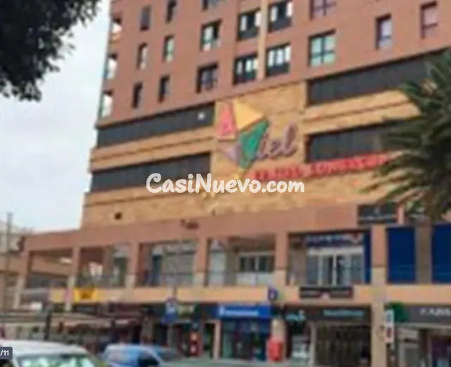 Locales y oficinas en el Centro Comercial La Ciel. - foto 3