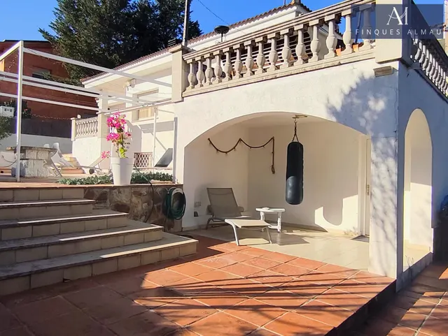 Casa o chalet independiente en venta en Olèrdola — 36