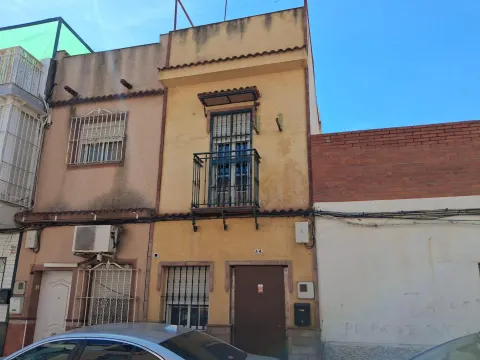 Venta de Casa Adosada en Sevilla (Venta Flash - Proceso de Puja)