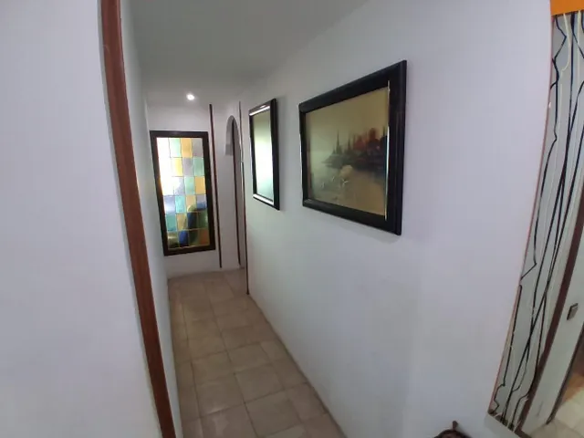 AMPLIO PISO EN PRIMERA LINEA DE PLAYA — 32