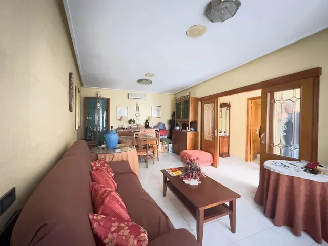 Casa con parcela ideal para edificar en Torrevieja — 3