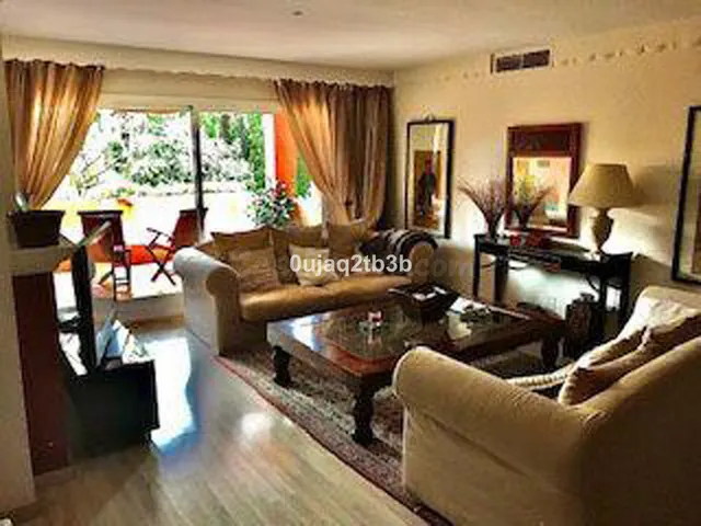 Apartamento 3 habitaciones 159m² en venta - Costa Del Sol - foto 2