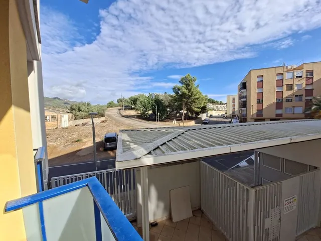 Apartamento todo exterior con parking y trastero. — 21