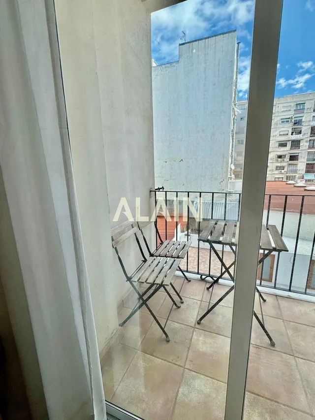 PISO EN VENTA EN LA ZONA DEL ENSANCHE EN VALECIA. — 10
