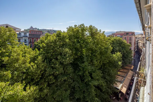 A LA VENTA EDIFICIO EN PLAZA BIB-RAMBLA — 2