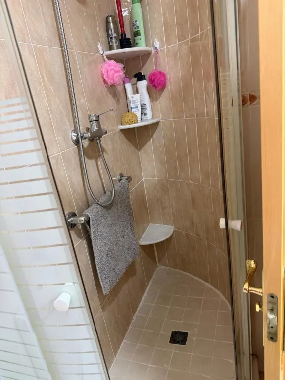¿Buscas una casa donde tener espacio de verdad para disfrutar? Esta puede sorprenderte. — 13