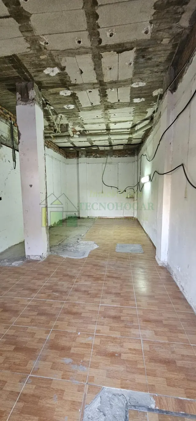 Local comercial en venta en Plaza de Monesterio – 34 m2 diáfanos — 7