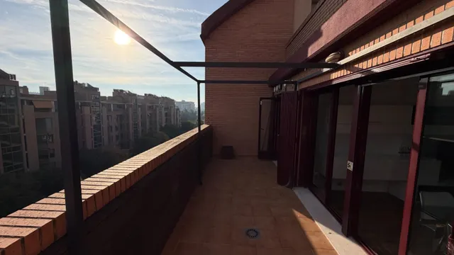 ¡Ático duplex con Terraza, Piscina y Pista de Padel en Maestro Rodrigo! — 42