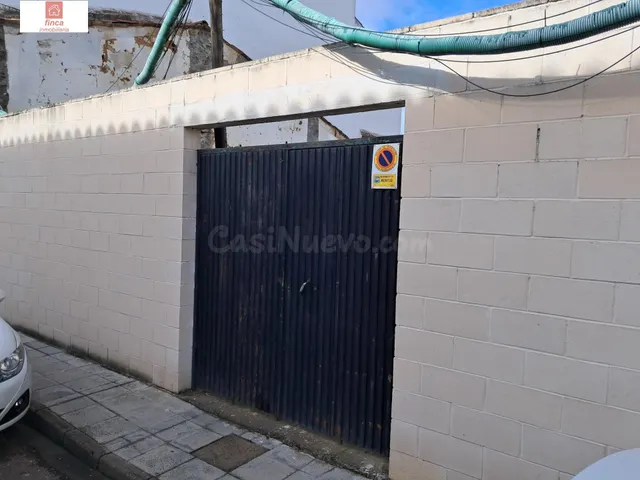 VENTA SOLAR EN MONTIJO, ZONA CENTRO, URBANO RESIDENCIAL, AMP