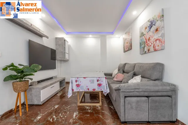 Encantadora Casa Reformada en Ogijares con Vistas y Espacios para Disfrutar — 6