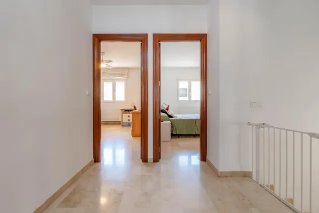 Espectacular chalet adosado en el Vial de Churriana de la Vega: eficiencia, confort y listo para entrar a vivir! — 43