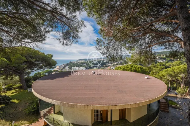En venta la casa más original y con las mejores vistas de toda la Costa de Barcelona. — 7