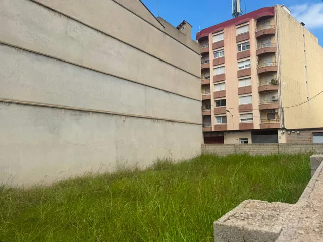 SOLAR EN CENTRO UBANO. OPCIÓN DE SEGREGACIÓN PARA CONSTRUIRSE UNA CASA. DESDE 100 M2. — 6