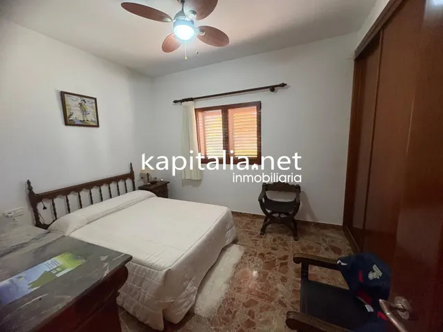 ESPECTACULAR CHALET A LA VENTA EN BARCHETA — 40