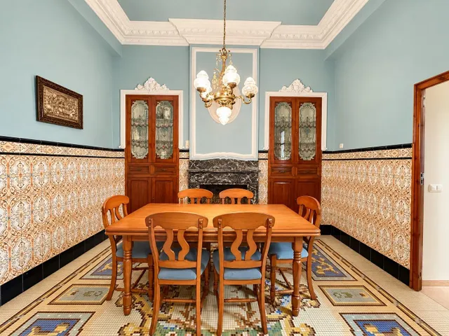 Casa señorial en el casco histórico de Carlet | 360 m2 y 3 plantas — 15
