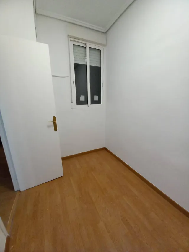 Bonita vivienda en la calle Salamanca — 13