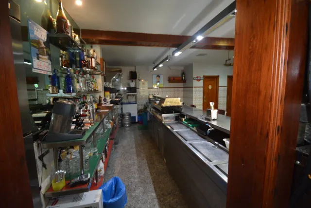 ¡¡ Gran oportunidad de negocio !! Venta de dos locales comerciales, opción a compra o traspaso. — 16