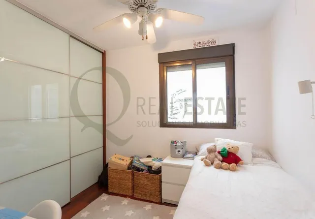 Piso en Alicante Centro con vistas abiertas al Castillo de Santa Bárbara. — 22