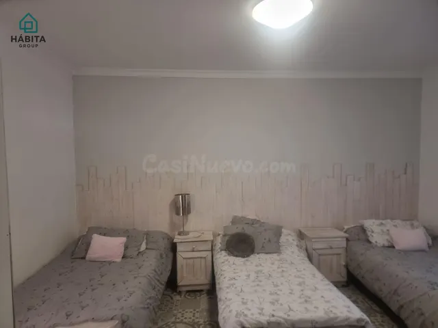¡Mucho más que una casa! Espacio, garaje y patio por menos d - foto 4