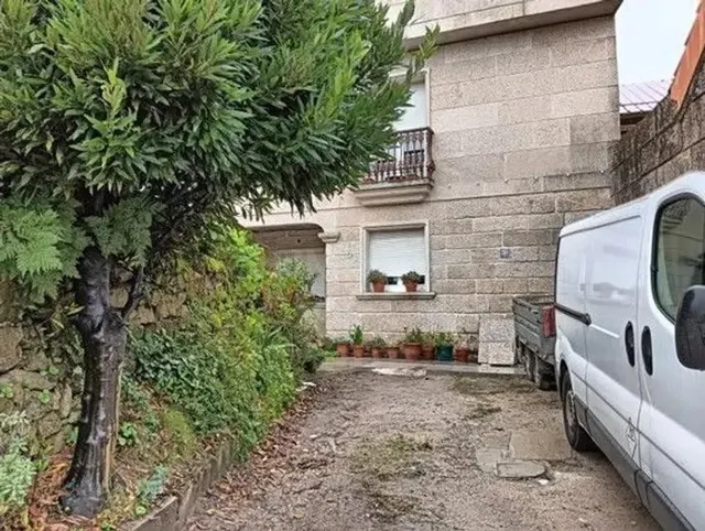 SE VENDE casa OKUPADA en C De Piñeiro de Cangas (Pontevedra) - foto 3