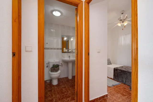 Apartamento de dos dormitorios en residencial con piscina comunitaria — 19