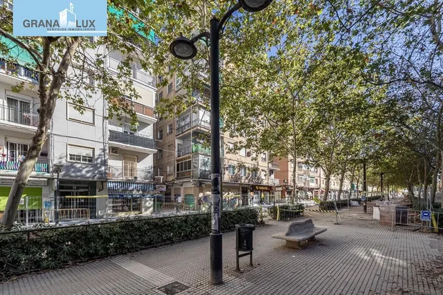 Piso en Avenida Don Bosco — 24