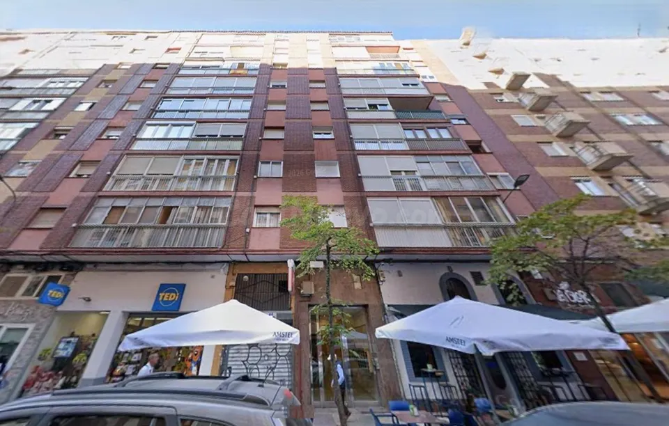 VIVIENDA DE 2 DORMITORIOS TOTALMENTE AMUEBLADA Y EQUIPADA
