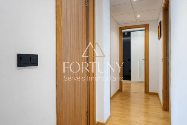 Ático en venta Calle Sant Bernat Calbó, Reus. — 24