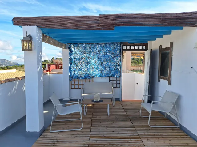Chalet pareado con amplia parcela y grandes posibilidades de ampliación en Castalla internacional — 29