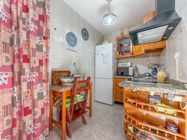 Piso de 2 dorm. reformado para entrar a vivir. — 22