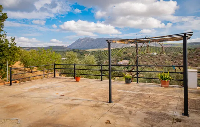 VENTA DE FINCA RUSTICA EN LA ZONA DE LA SIERRA DEL TORCAL — 10