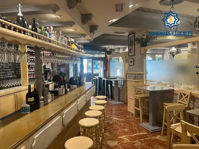 SE TRASPASA RESTAURANTE TOTALMENTE INSTALADO Y FUNCIONANDO JUNTO PLAZA DE GRACIA Y CALLE RECOGIDAS — 11