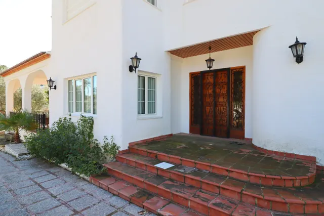 Chalet en el centro de Campolivar Godella — 2