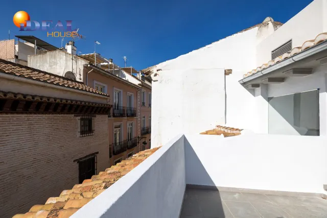 VENTA-ALQUILER DE EDIFICIO SINGULAR EN ESQUINA SAN MATIAS-NAVAS — 33