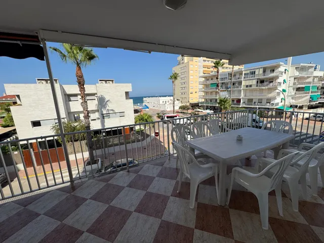 APARTAMENTO CON GRANDISIMA TERRAZA CON VISTAS AL MAR — 7