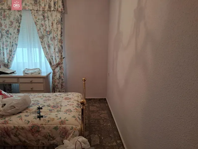 PISO EN PEREZ GALDOS — 6